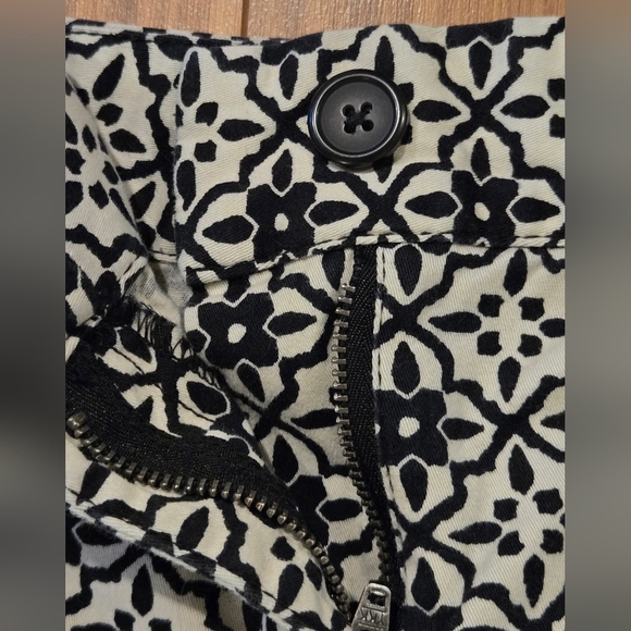 ❤️ NWOT CB Established 1962 Patterned Shorts - Picture 5 of 8